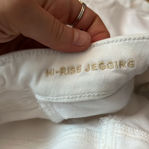 AE white ripped skinny jeans - Picture 3 of 5